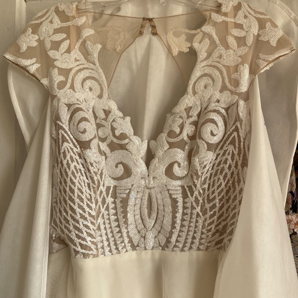 Hayley Paige Dakota Dress - Picture 2 of 5